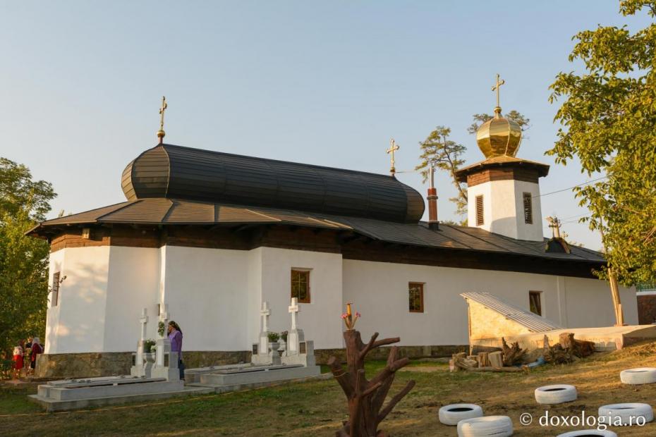 Biserica „Sfântul Mare Mucenic Dimitrie” a Parohiei Prigoreni / Foto: Mihail Vrăjitoru